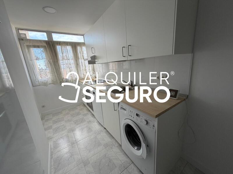 Inmueble en Calle Montevideo, MADRID