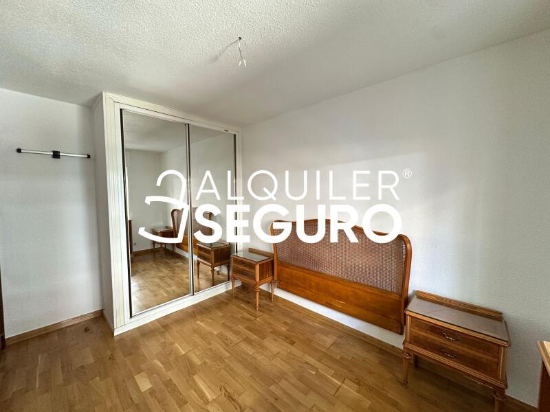 Piso en Calle del Apostol Santiago, MADRID MADRID