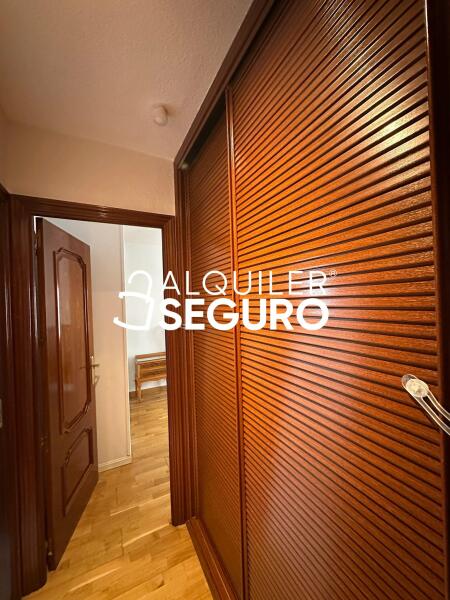 Piso en Calle del Apostol Santiago, MADRID MADRID