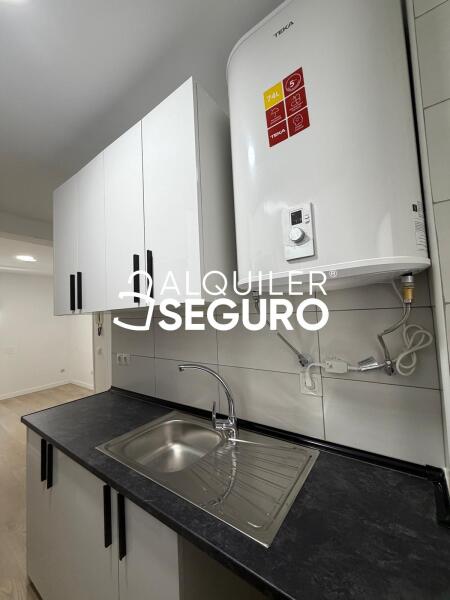 Inmueble en Calle Licenciado Vidrieras, MADRID