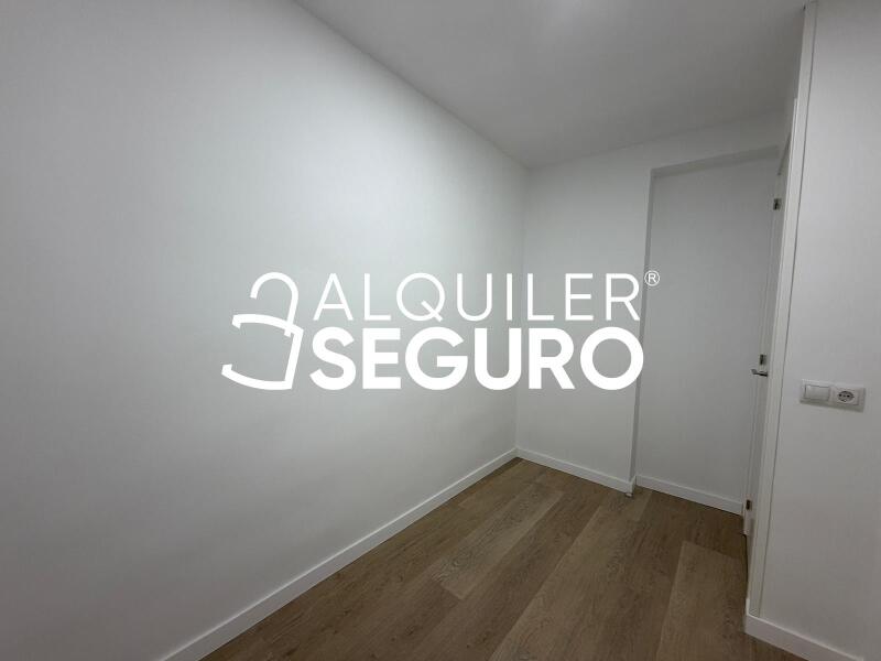 Inmueble en Calle Licenciado Vidrieras, MADRID