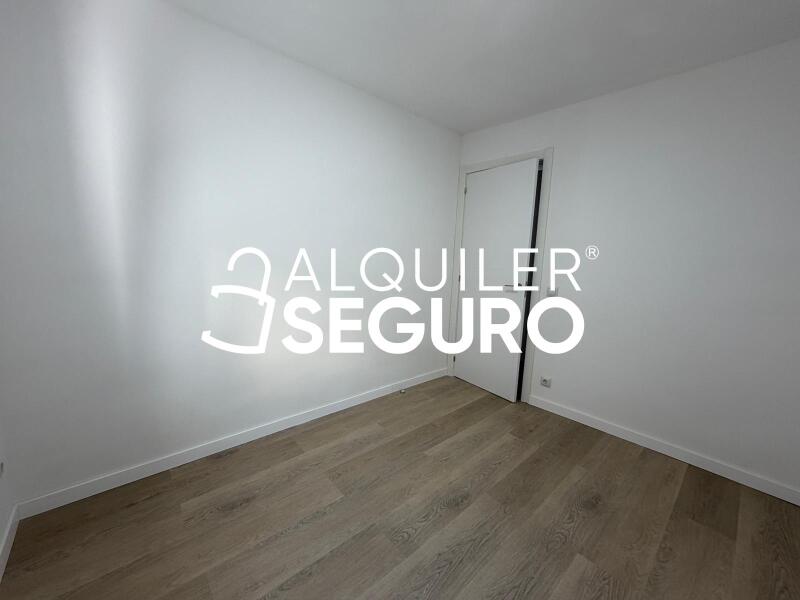 Inmueble en Calle Licenciado Vidrieras, MADRID