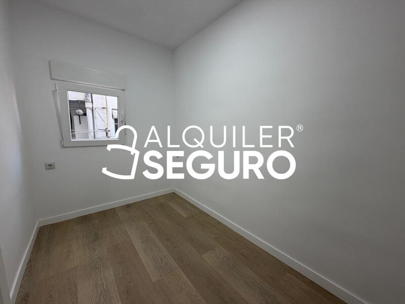 Inmueble en Calle Licenciado Vidrieras, MADRID