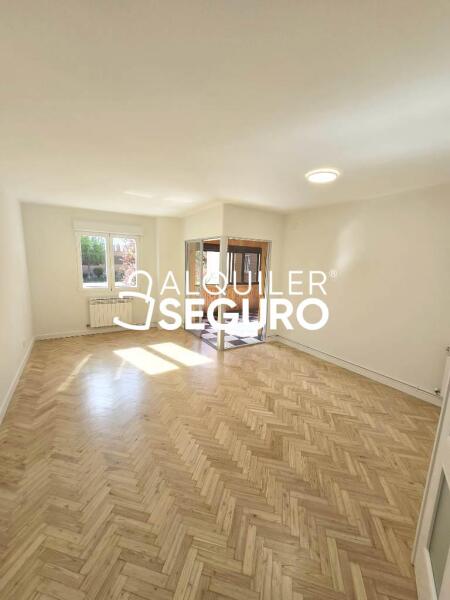 Inmueble en Paseo de Dolores Ibárruri, MADRID