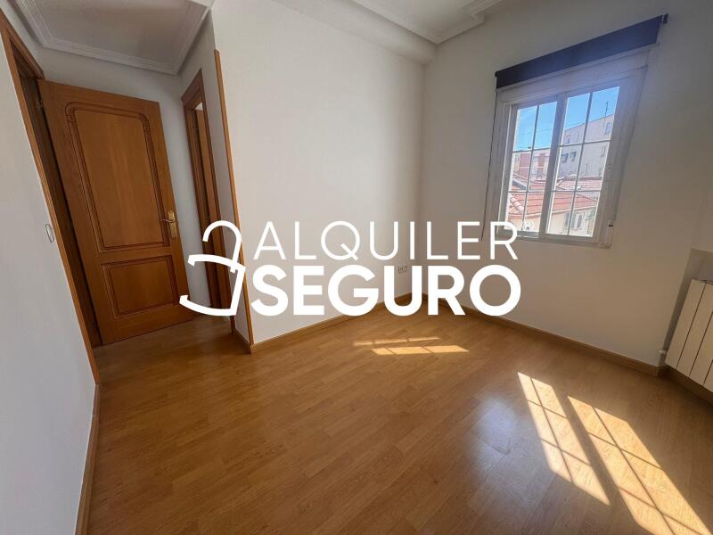 Inmueble en Calle Navas del rey, MADRID