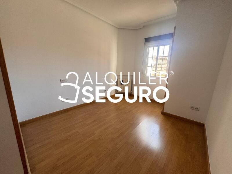 Inmueble en Calle Navas del rey, MADRID