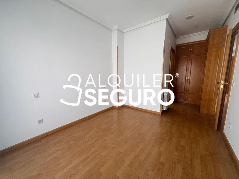 Inmueble en Calle Navas del rey, MADRID