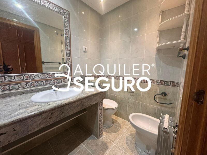 Inmueble en Calle Navas del rey, MADRID