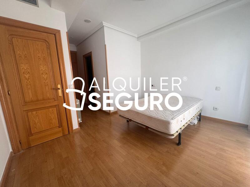 Inmueble en Calle Navas del rey, MADRID