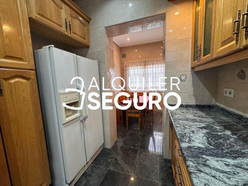 Piso en Calle Navas del rey, MADRID MADRID