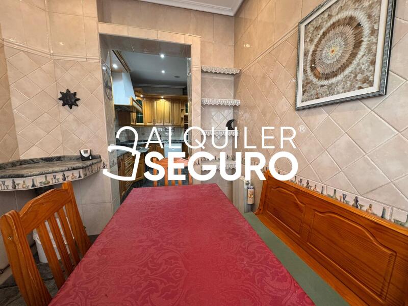 Inmueble en Calle Navas del rey, MADRID