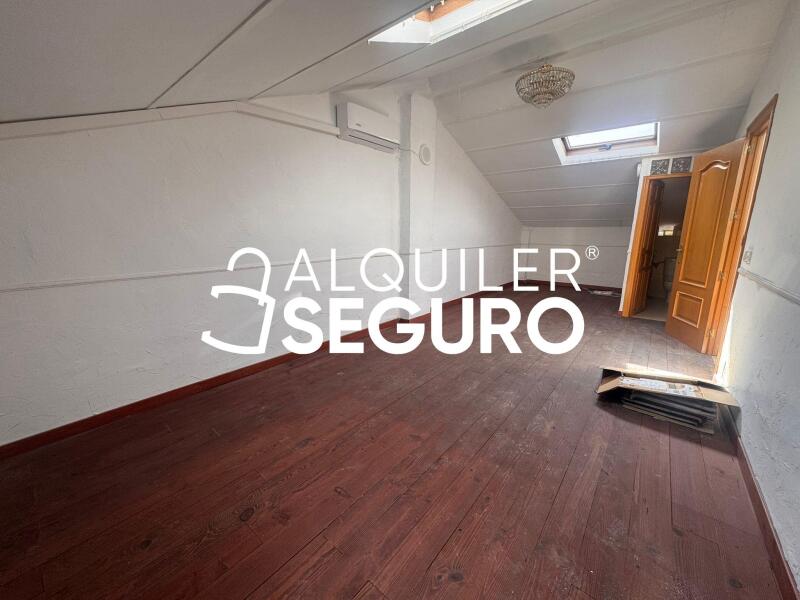 Piso en Calle Navas del rey, MADRID MADRID