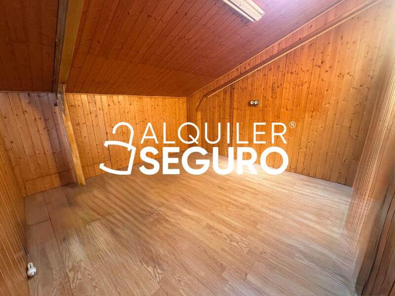 Piso en Calle Navas del rey, MADRID MADRID