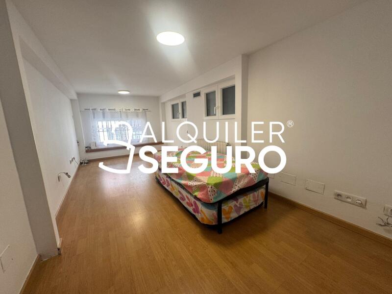 Piso en Calle Navas del rey, MADRID MADRID