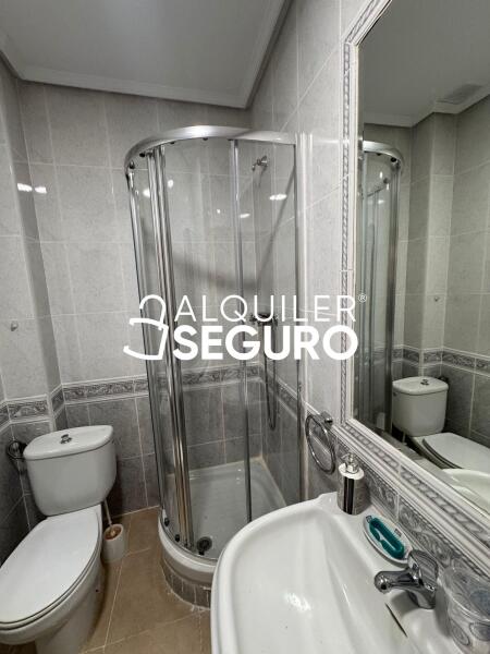 Inmueble en Calle Navas del rey, MADRID