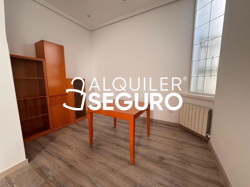 Piso en Calle Navas del rey, MADRID MADRID