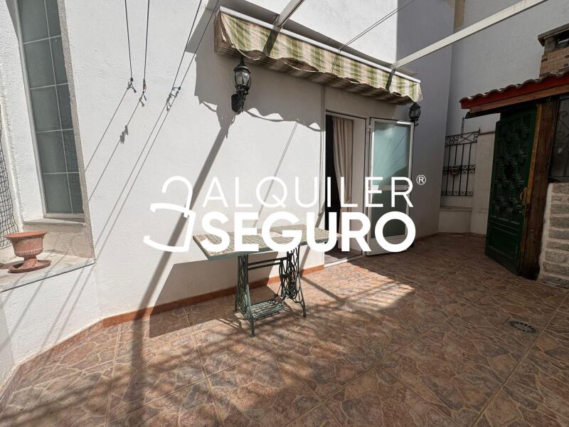 Piso en Calle Navas del rey, MADRID MADRID