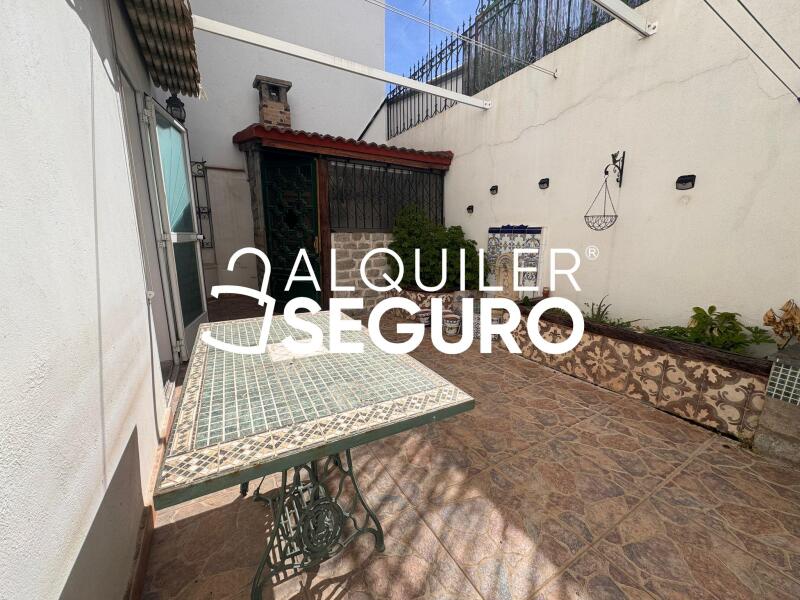 Piso en Calle Navas del rey, MADRID MADRID