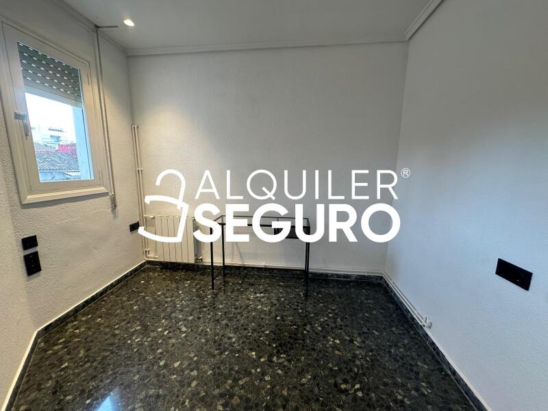 Piso en Avenida Ramon y Cajal, VALENCIA VALENCIA