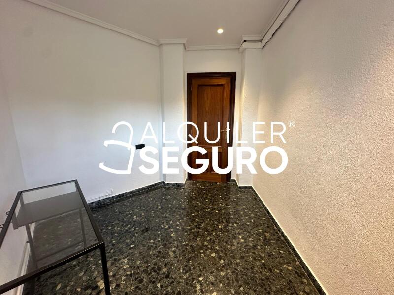 Piso en Avenida Ramon y Cajal, VALENCIA VALENCIA