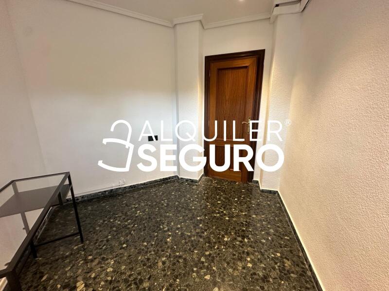 Piso en Avenida Ramon y Cajal, VALENCIA VALENCIA