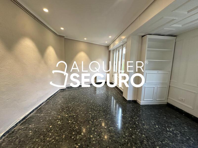 Piso en Avenida Ramon y Cajal, VALENCIA VALENCIA