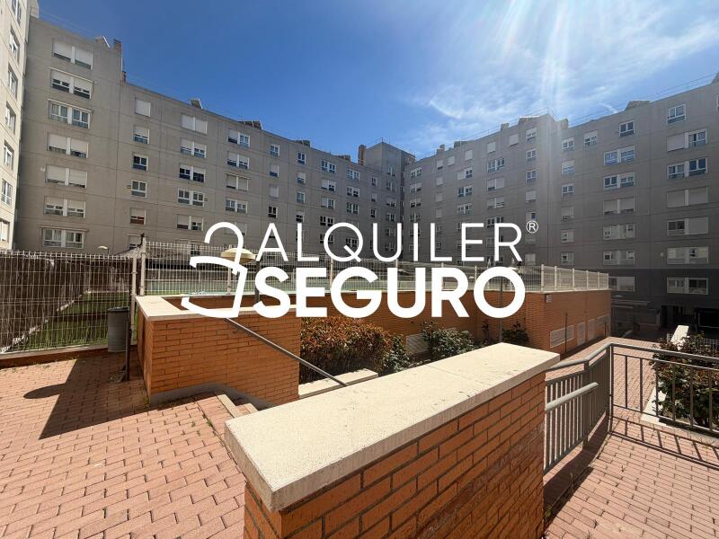 Piso en Avenida de la Gavia , MADRID MADRID