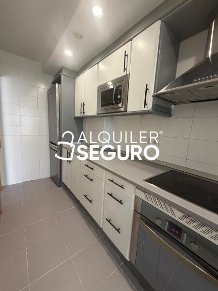 Piso en Avenida de la Gavia , MADRID MADRID