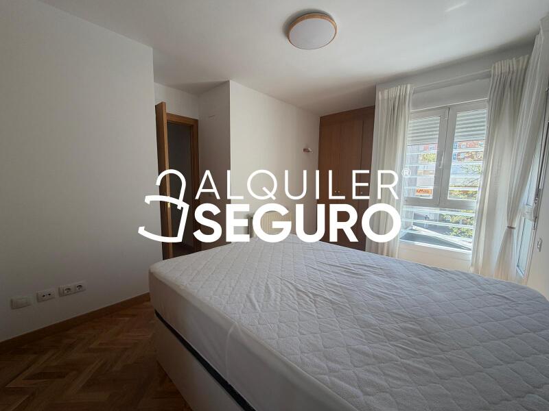 Piso en Avenida de la Gavia , MADRID MADRID