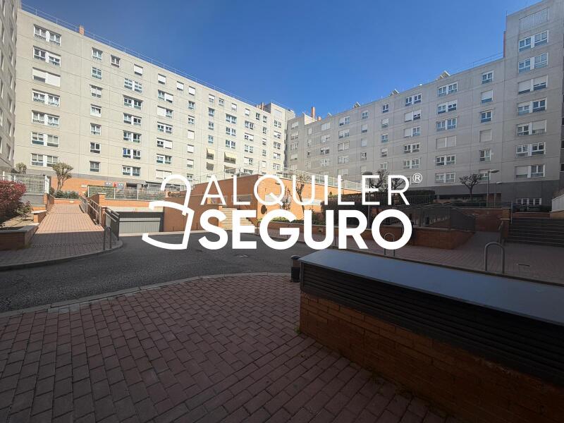 Piso en Avenida de la Gavia , MADRID MADRID