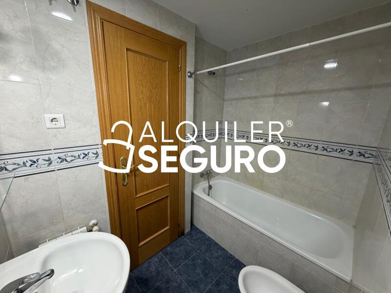 Inmueble en Avenida Mar Mediterráneo, MADRID