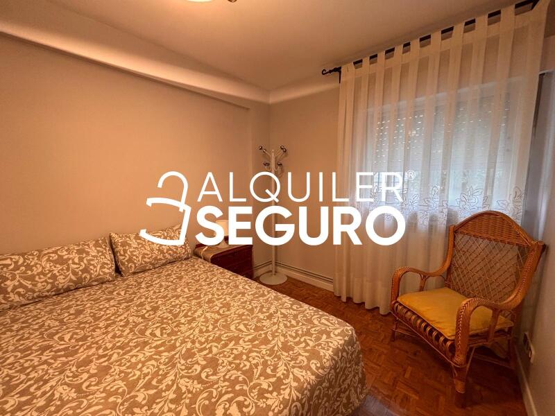 Inmueble en Calle Alcala de Guadaira, MADRID