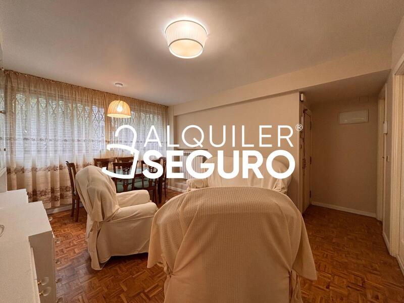 Inmueble en Calle Alcala de Guadaira, MADRID