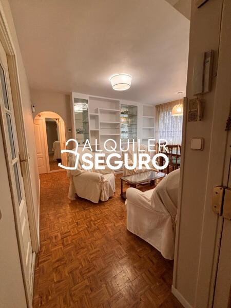 Inmueble en Calle Alcala de Guadaira, MADRID