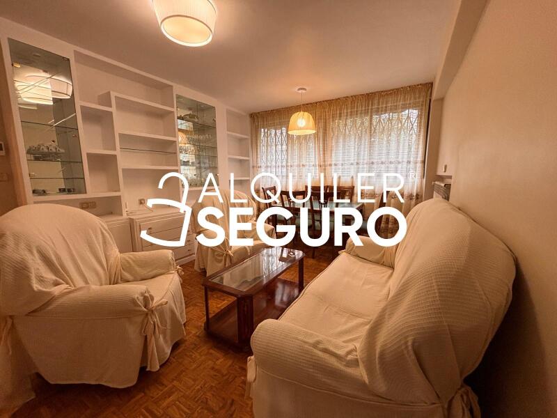 Inmueble en Calle Alcala de Guadaira, MADRID