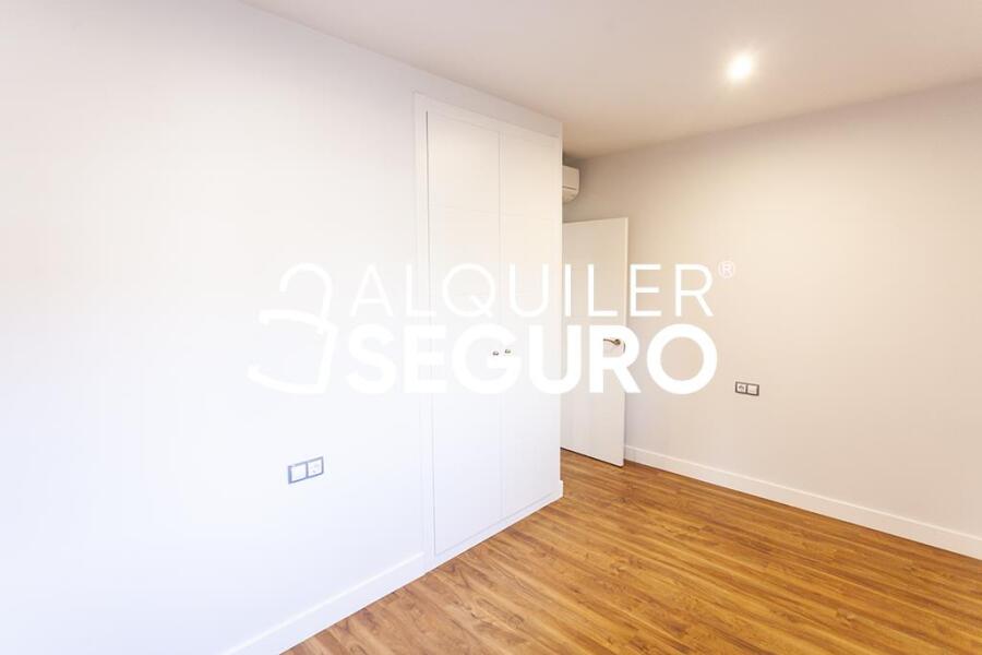 Inmueble en Calle  de Rosario Romero, MADRID