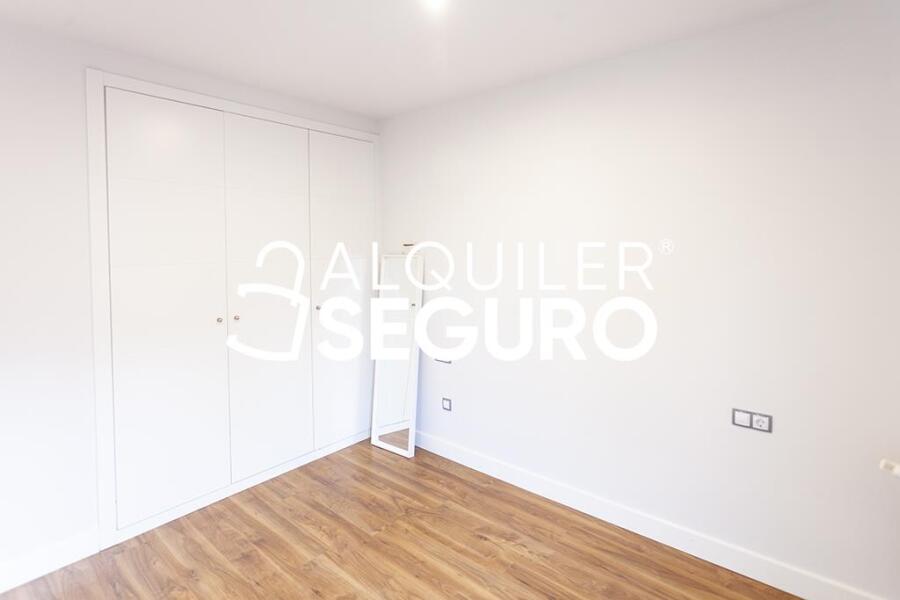 Inmueble en Calle  de Rosario Romero, MADRID