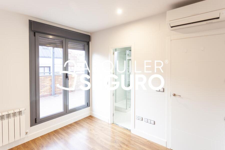 Inmueble en Calle  de Rosario Romero, MADRID