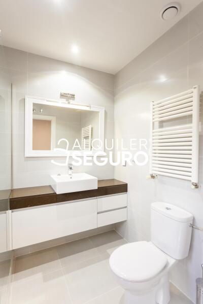 Inmueble en Calle  de Rosario Romero, MADRID