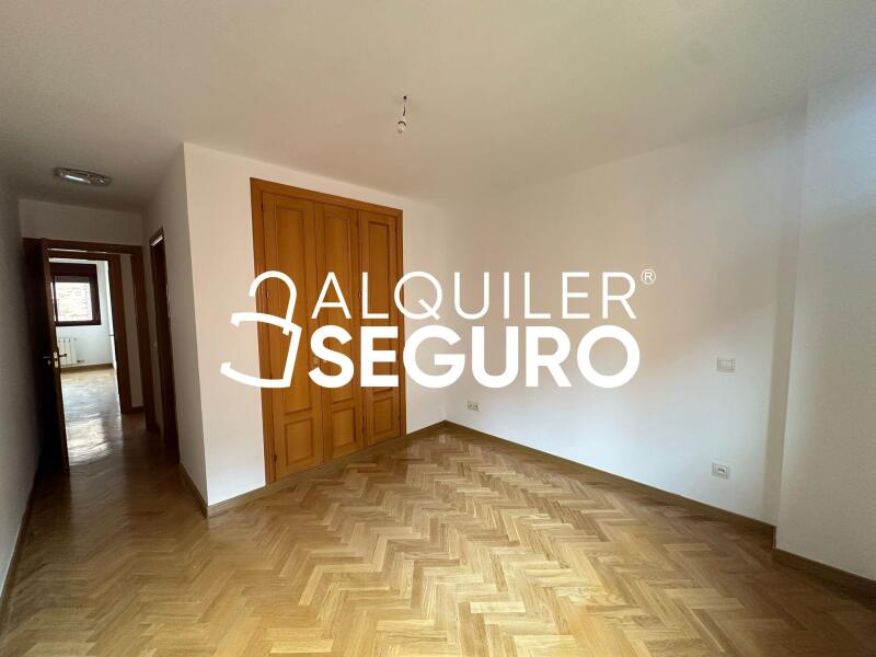 Inmueble en Calle San Cipriano, MADRID