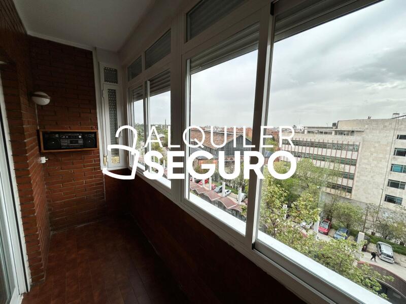 Inmueble en Calle Bustamante, MADRID