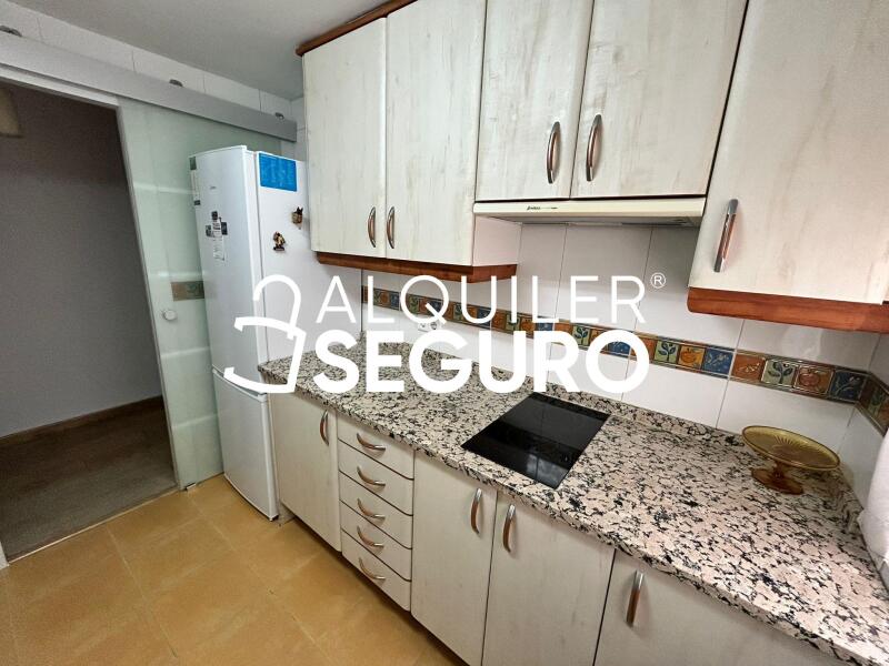 Inmueble en Calle Bustamante, MADRID