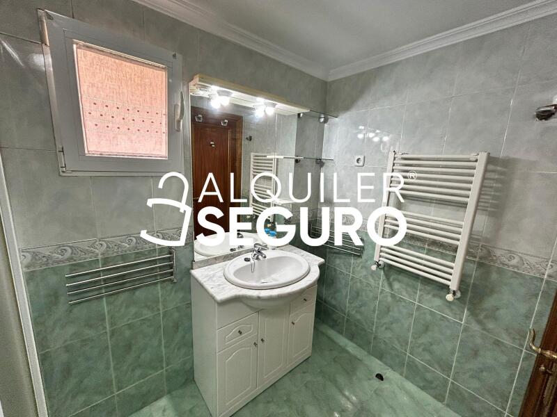 Inmueble en Calle Bustamante, MADRID