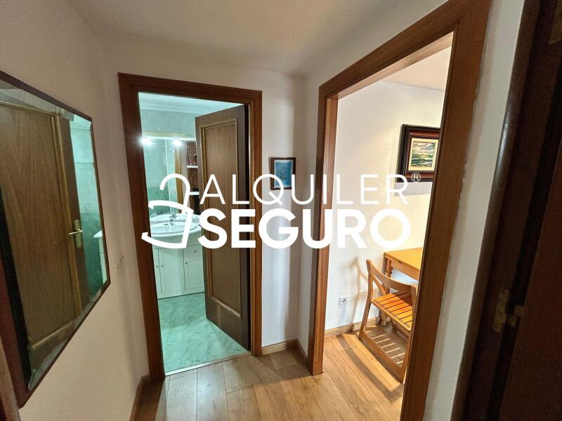 Inmueble en Calle Bustamante, MADRID