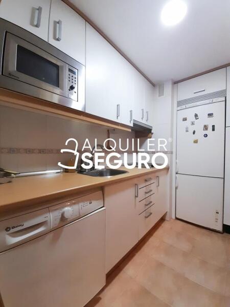 Inmueble en Avenida Cerro Milano, MADRID