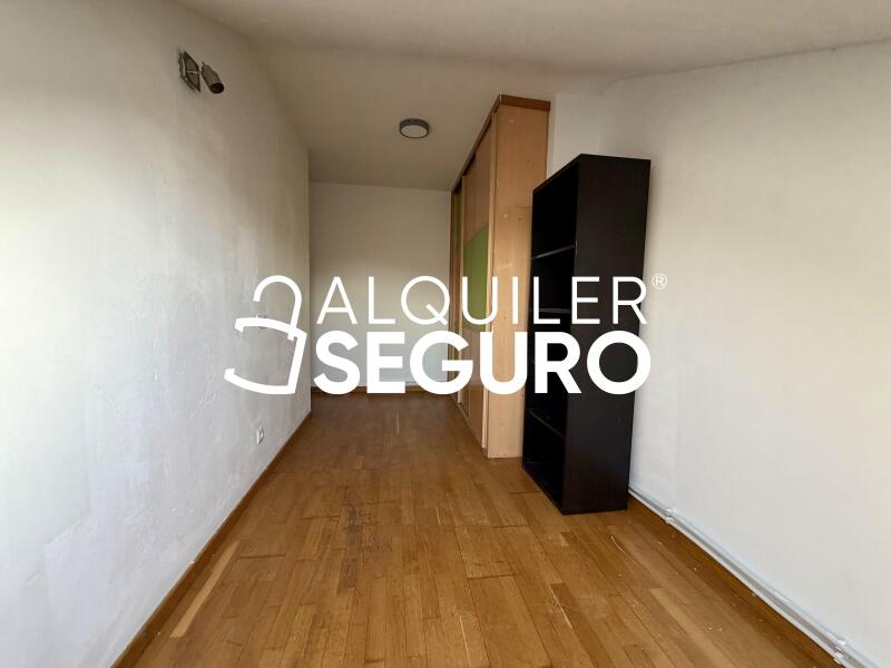 Piso en Avenida Antonio Sarabia , YELES TOLEDO