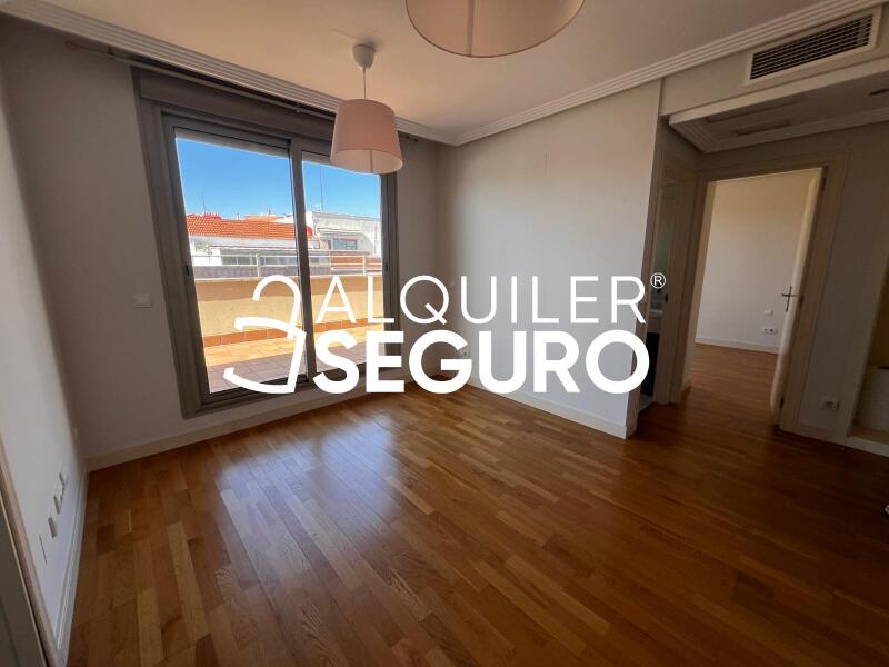 Inmueble en Calle de Nieremberg, MADRID