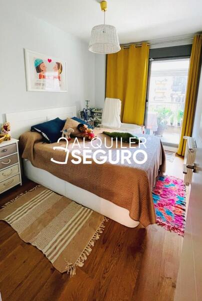 Inmueble en Calle de las Islas Cabo Verde, MADRID