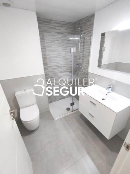 Inmueble en Calle de las Islas Cabo Verde, MADRID