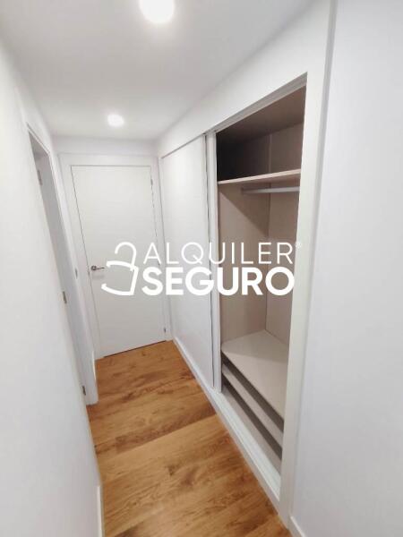 Inmueble en Calle de las Islas Cabo Verde, MADRID